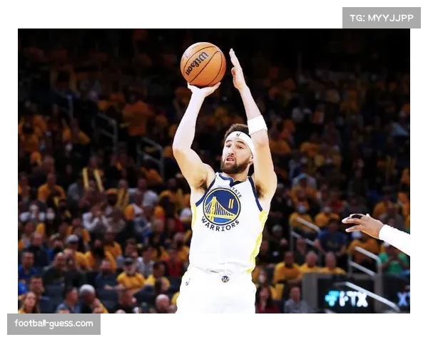 阿尔克马尔连胜秘诀在于攻守平衡 主场不败金身待破