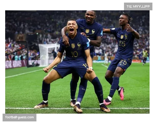 姆巴佩领衔法国攻击群 青春风暴延续夺冠梯队竞争力